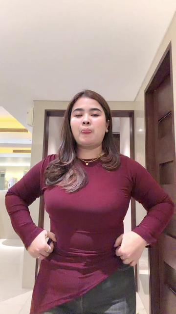 @Hanya M
