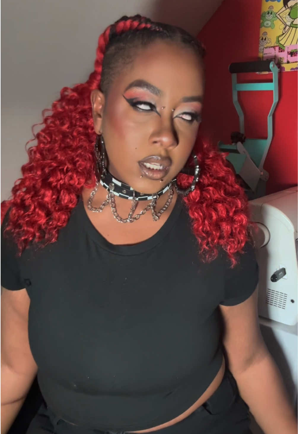 @ItsThaVillainess
