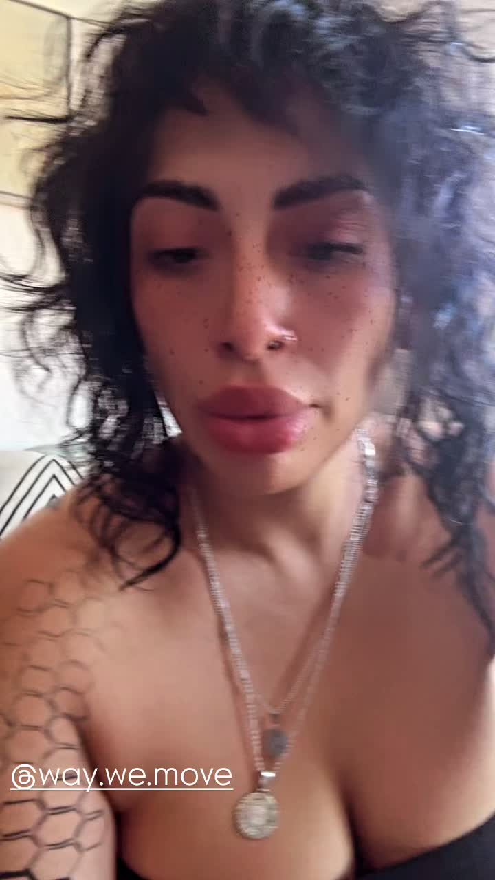 @G0dd3ss.m3