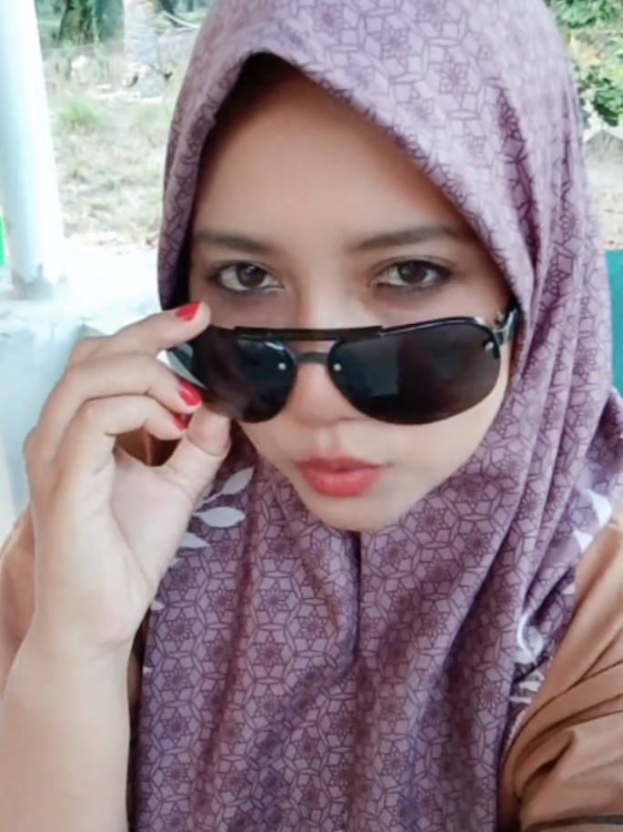 @HaliMaeh BeibiEy