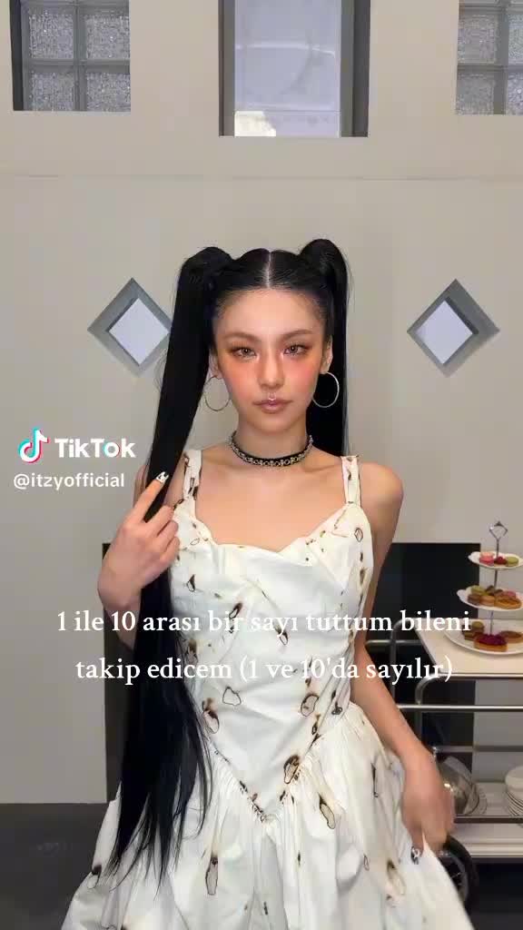 @~𝑆𝑇𝐴𝑅☆𝑌𝐸𝐽𝐼'M🤍