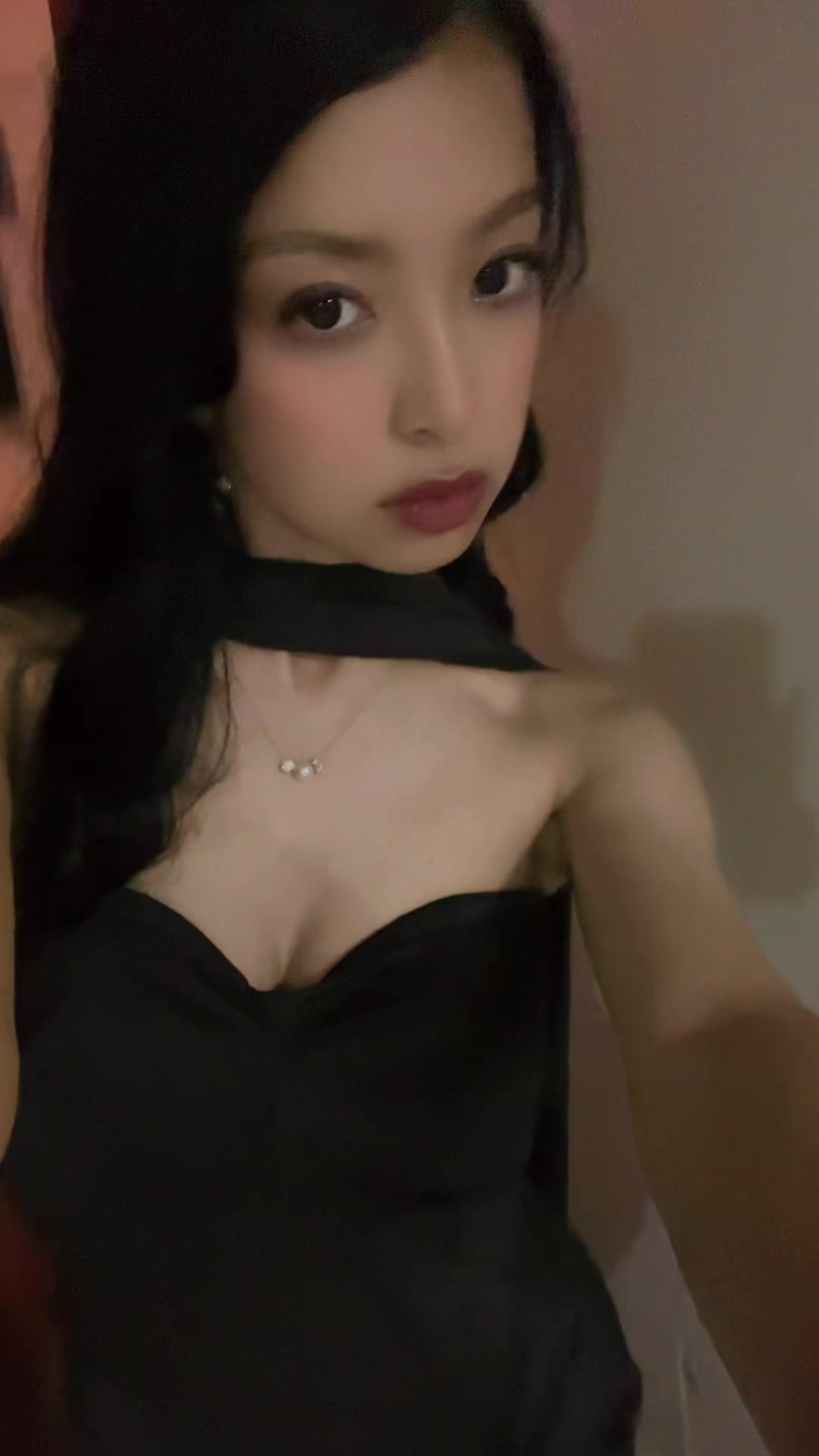 @Ꮧ