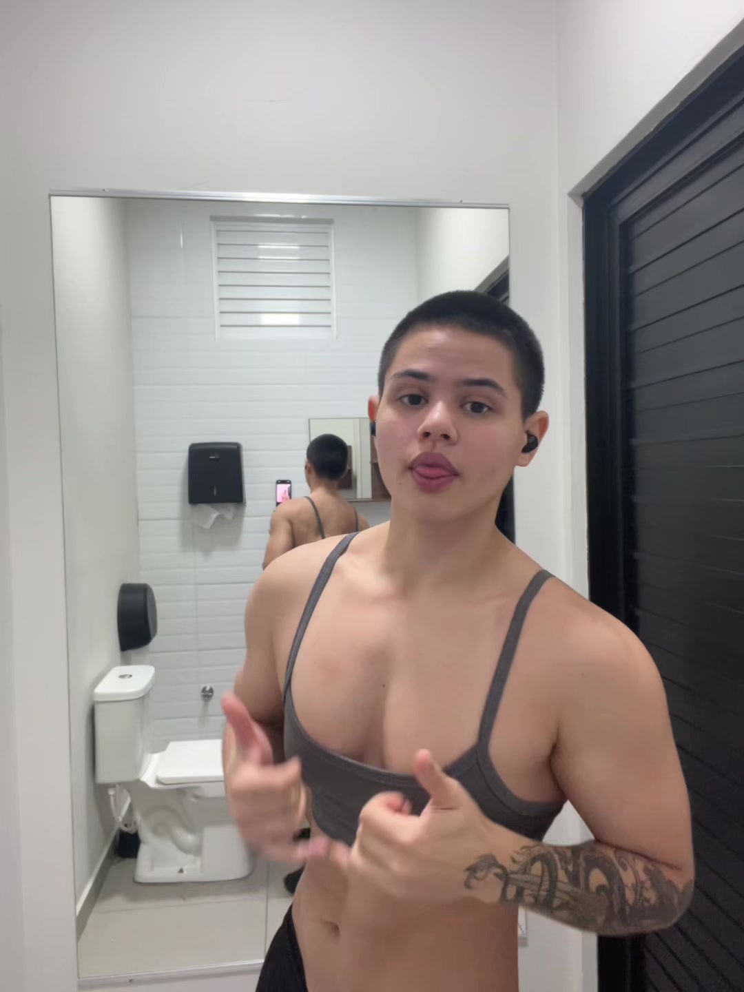 @yas