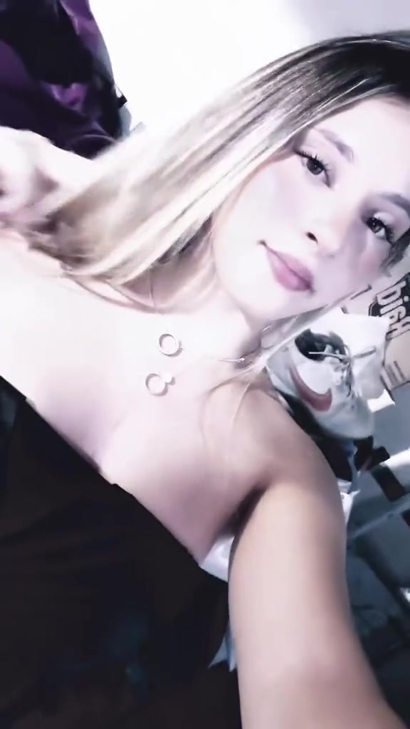 @𝒥𝒶𝓏𝓂𝒾𝓃 𝒹𝒶𝓋𝒾𝓃ℴ
