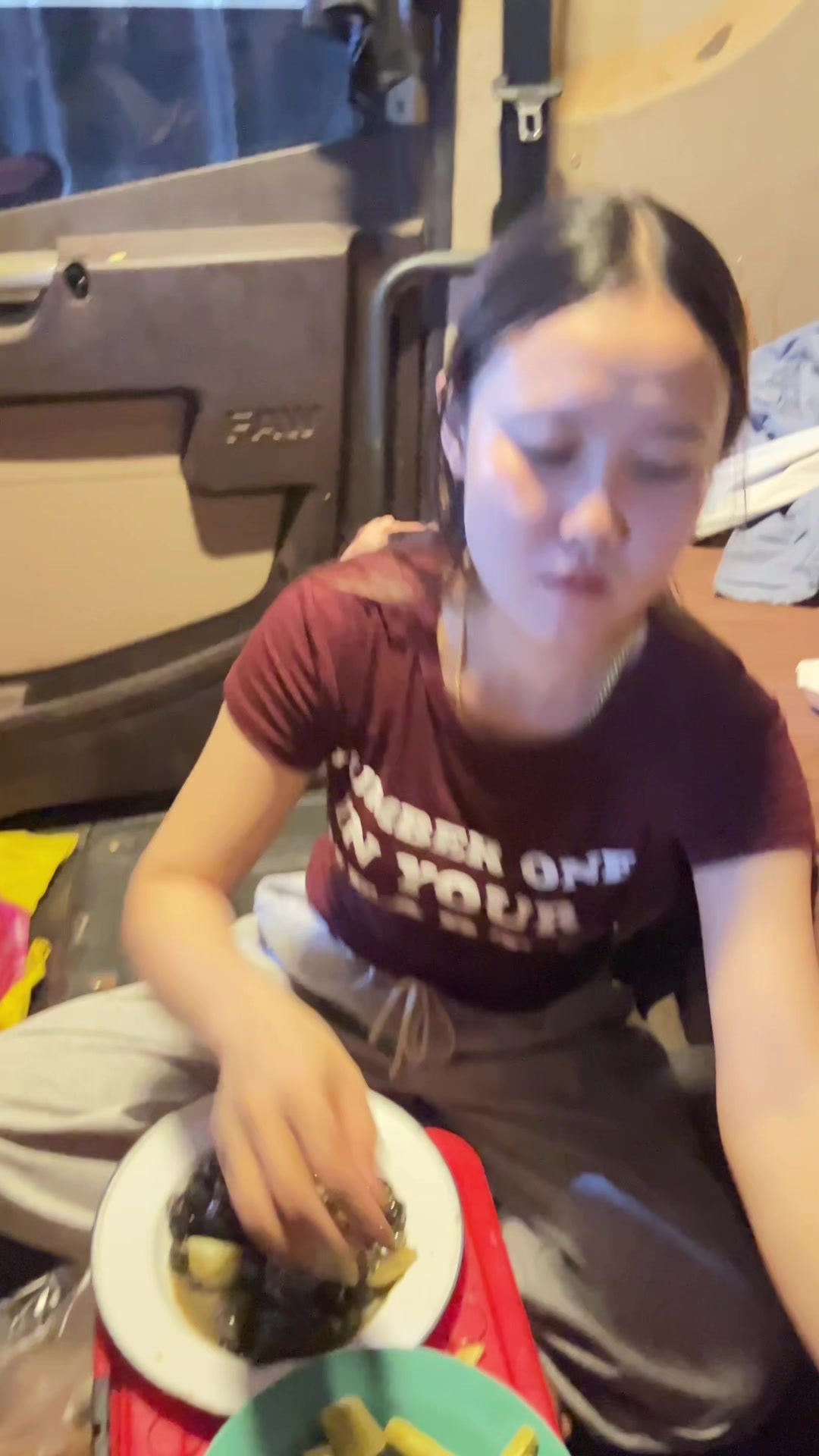 @ພີ່ກ໋ອງ