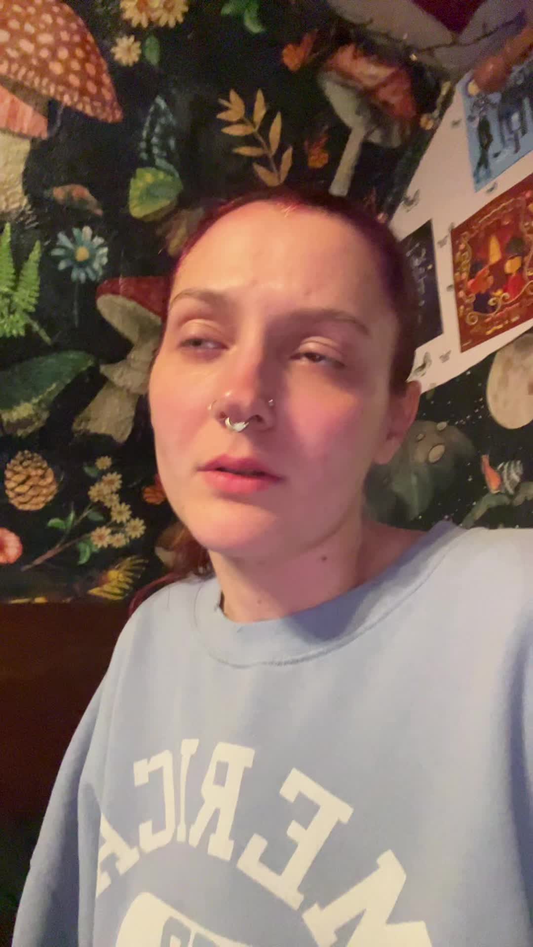 @<3