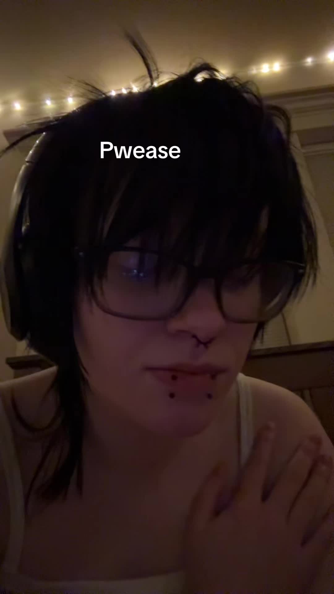 @Maximus_Bites