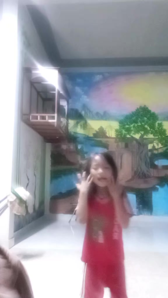 @Em Bé Minh Châu