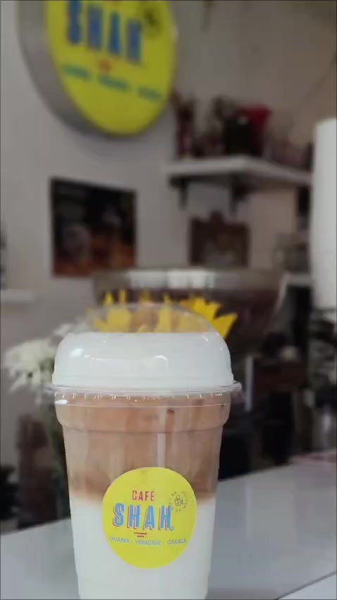 @Caf&eacute; Shah