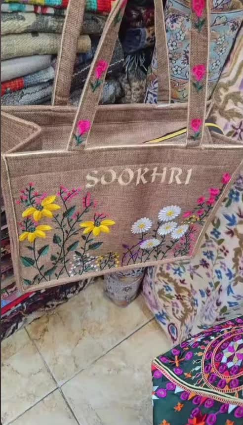 @Souvenir Handicraft