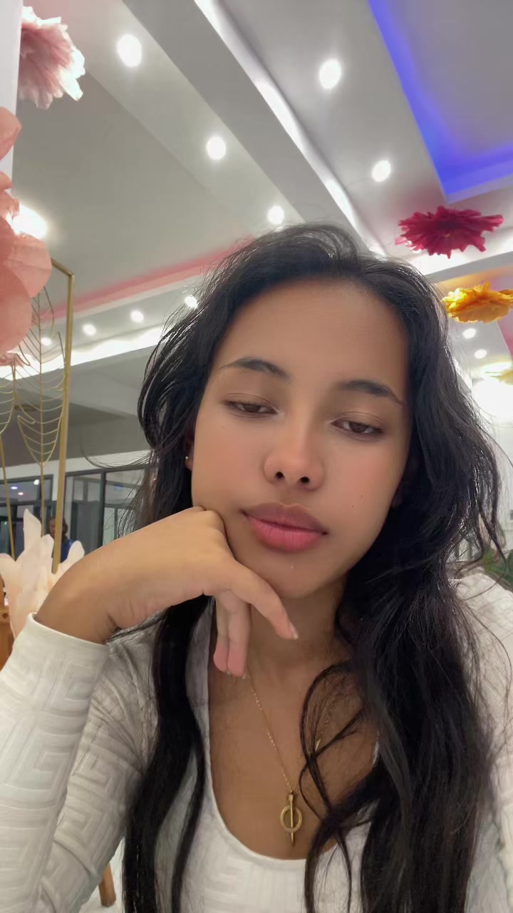 @Art’h Inah🥀