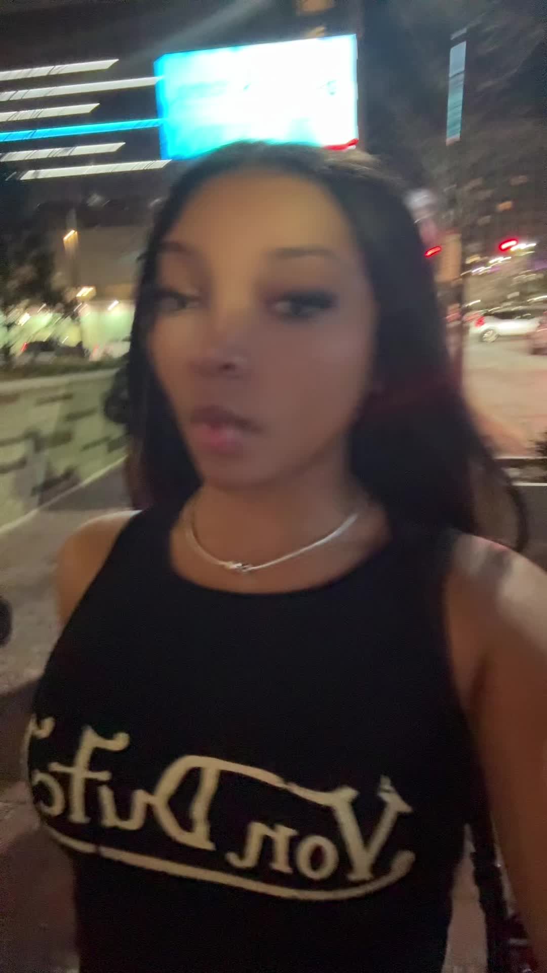 @SJ