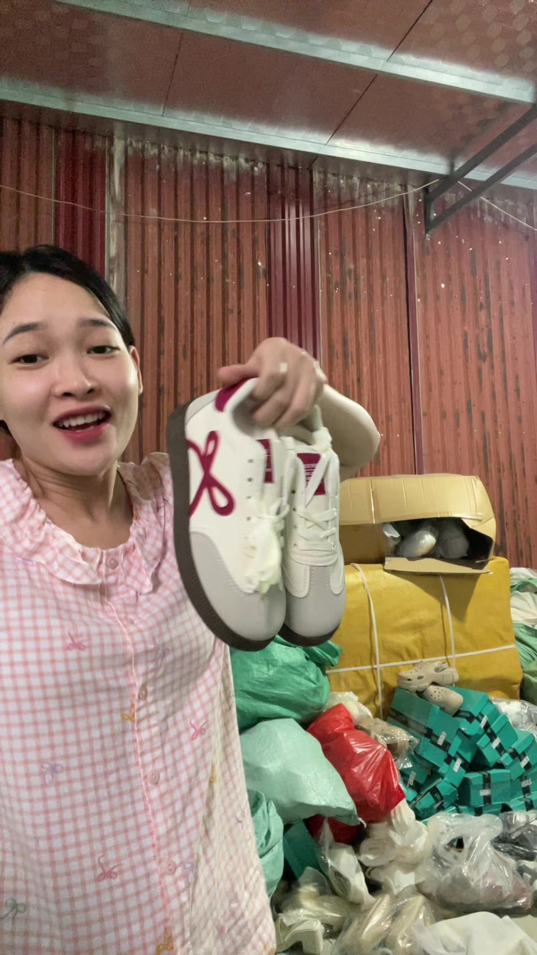 @Giày Hồng xiêm