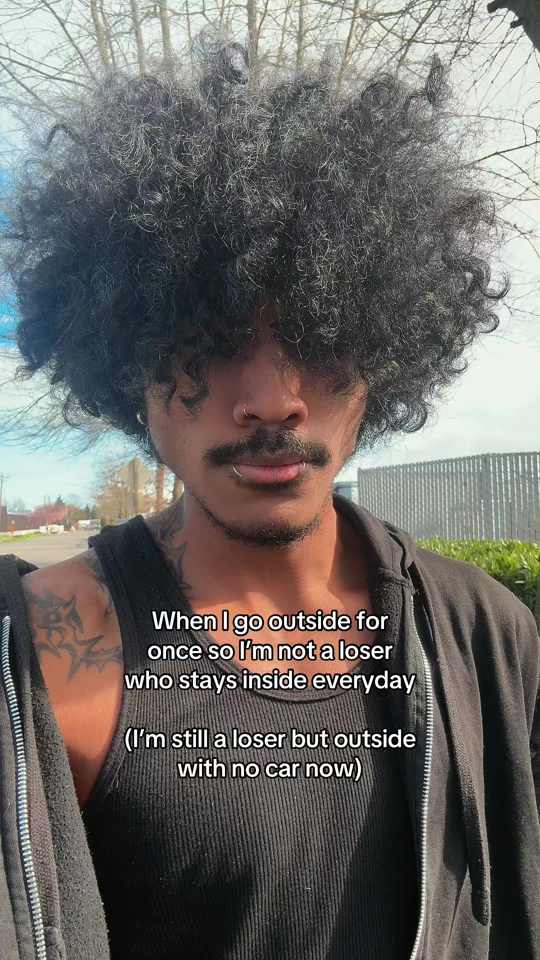 @️
