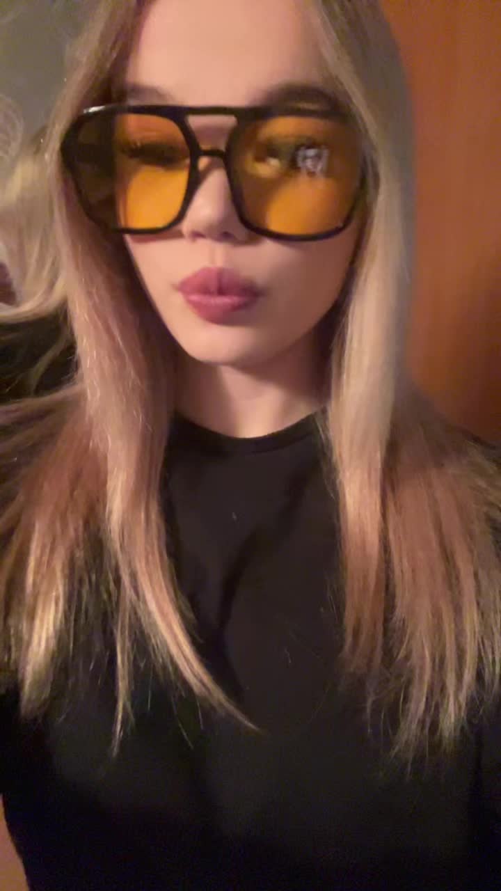 @😵