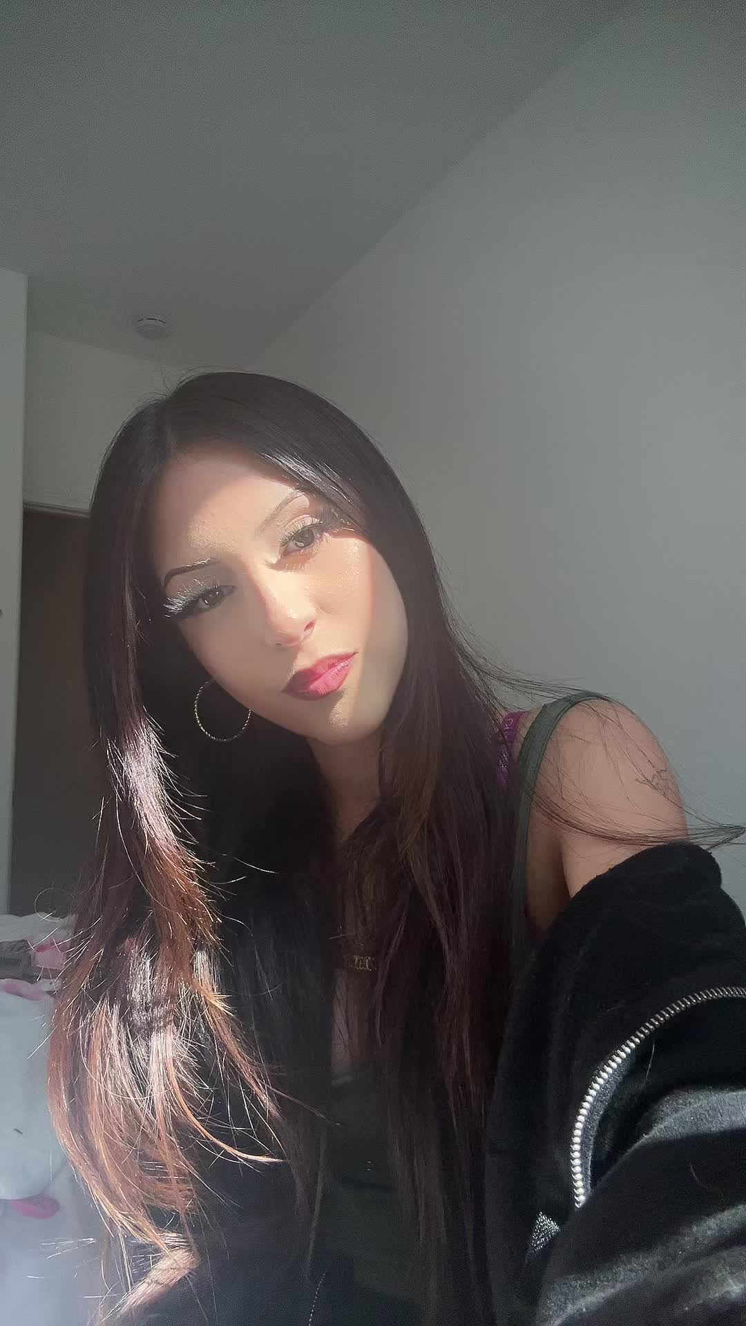 @♛