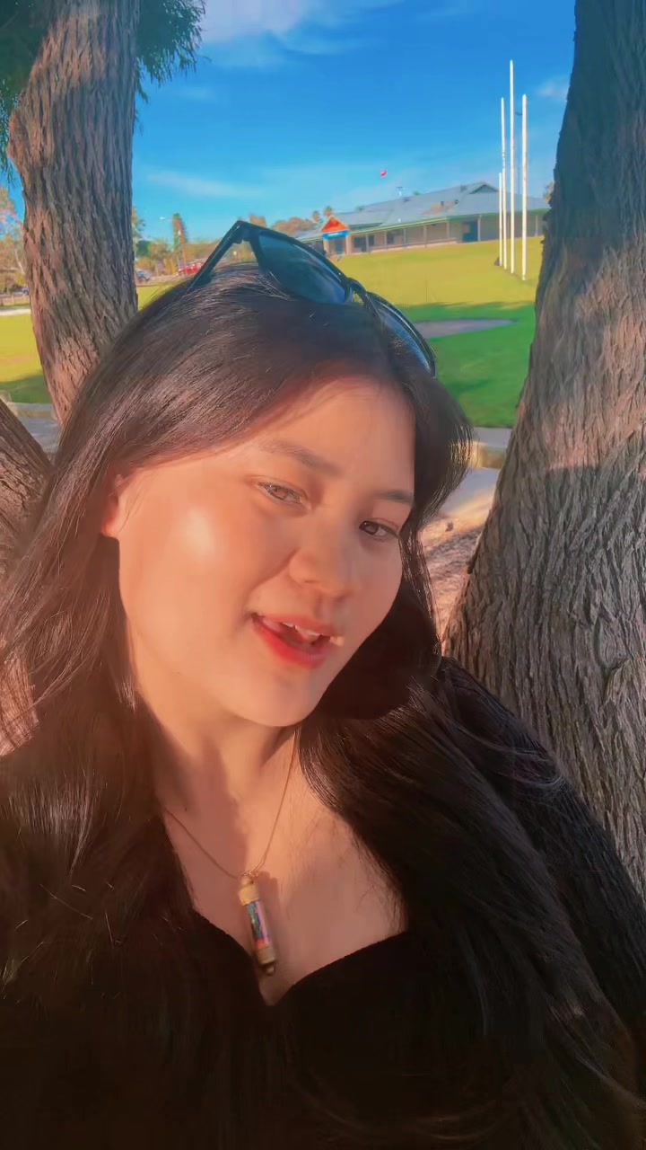 @KHYENLHA🖤