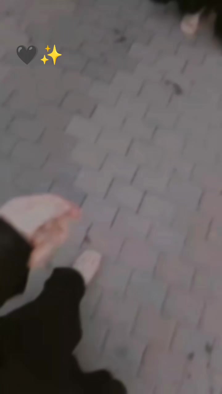 @𝔸𝕟𝕟𝕚𝕖 ℚ𝕦𝕖𝕖𝕟🎀