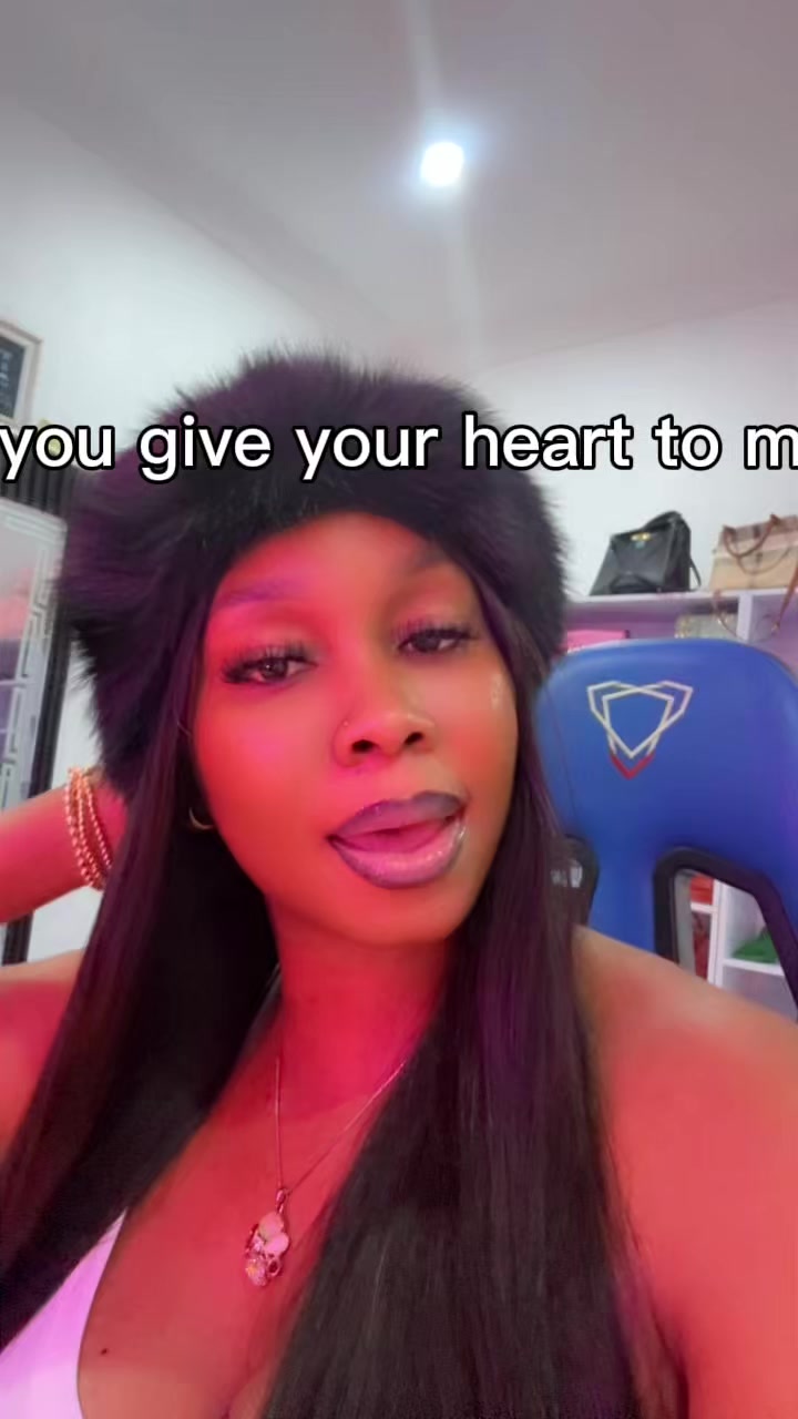 @QueenMira❤️