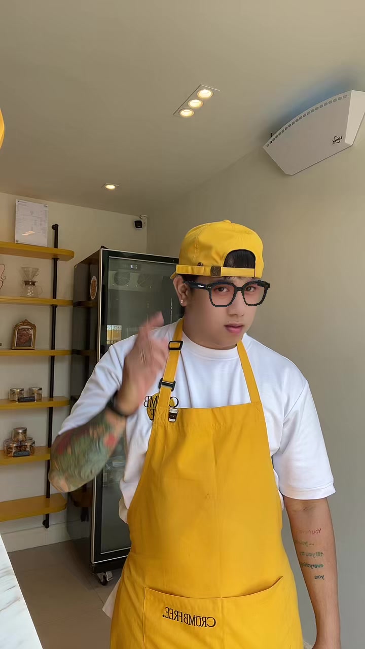 @𝑀𝒪𝒴 ☕️