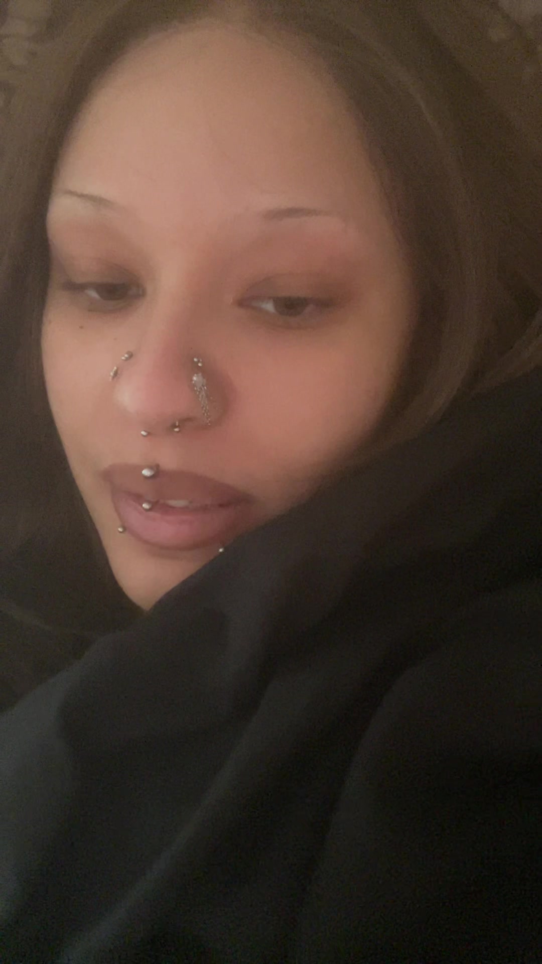 @astoldbymacyra