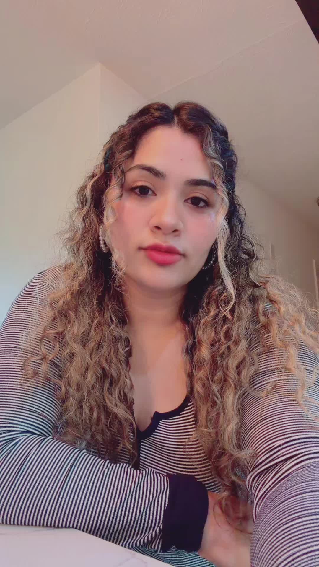 @🇭🇳&yen;OLI_LEIVA👸🏼✨🦋