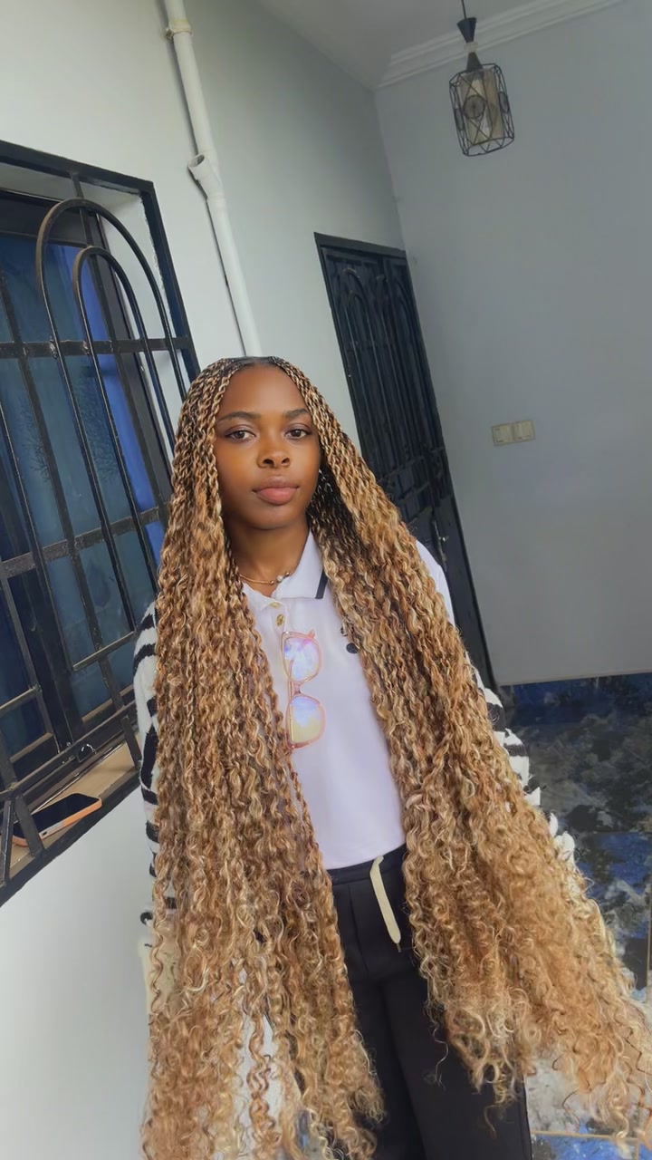 @Chez MÉGANE PARKER🧞♀️💣