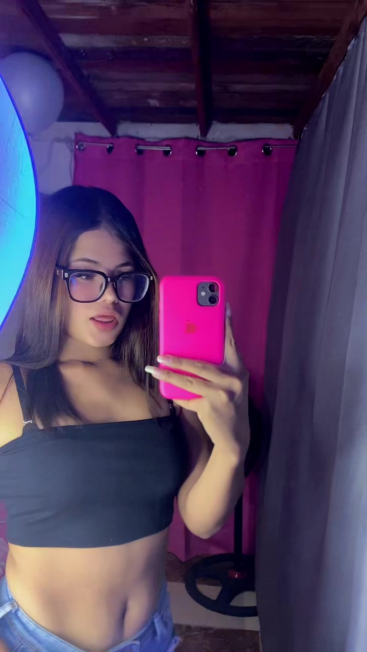 @🎀 𝓒𝓪𝓻𝓸𝓵𝓪 👸🏻❤️🔥