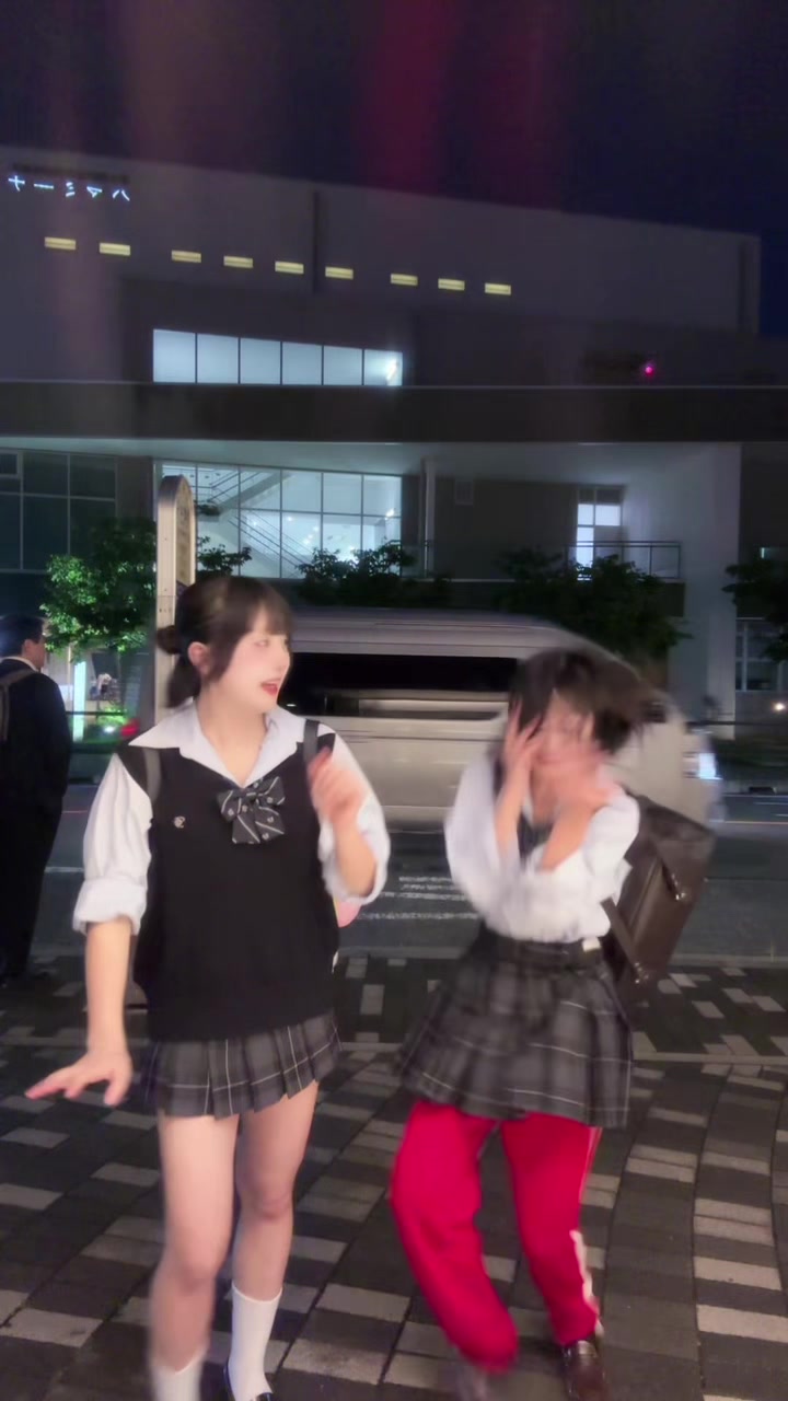 @ゆり