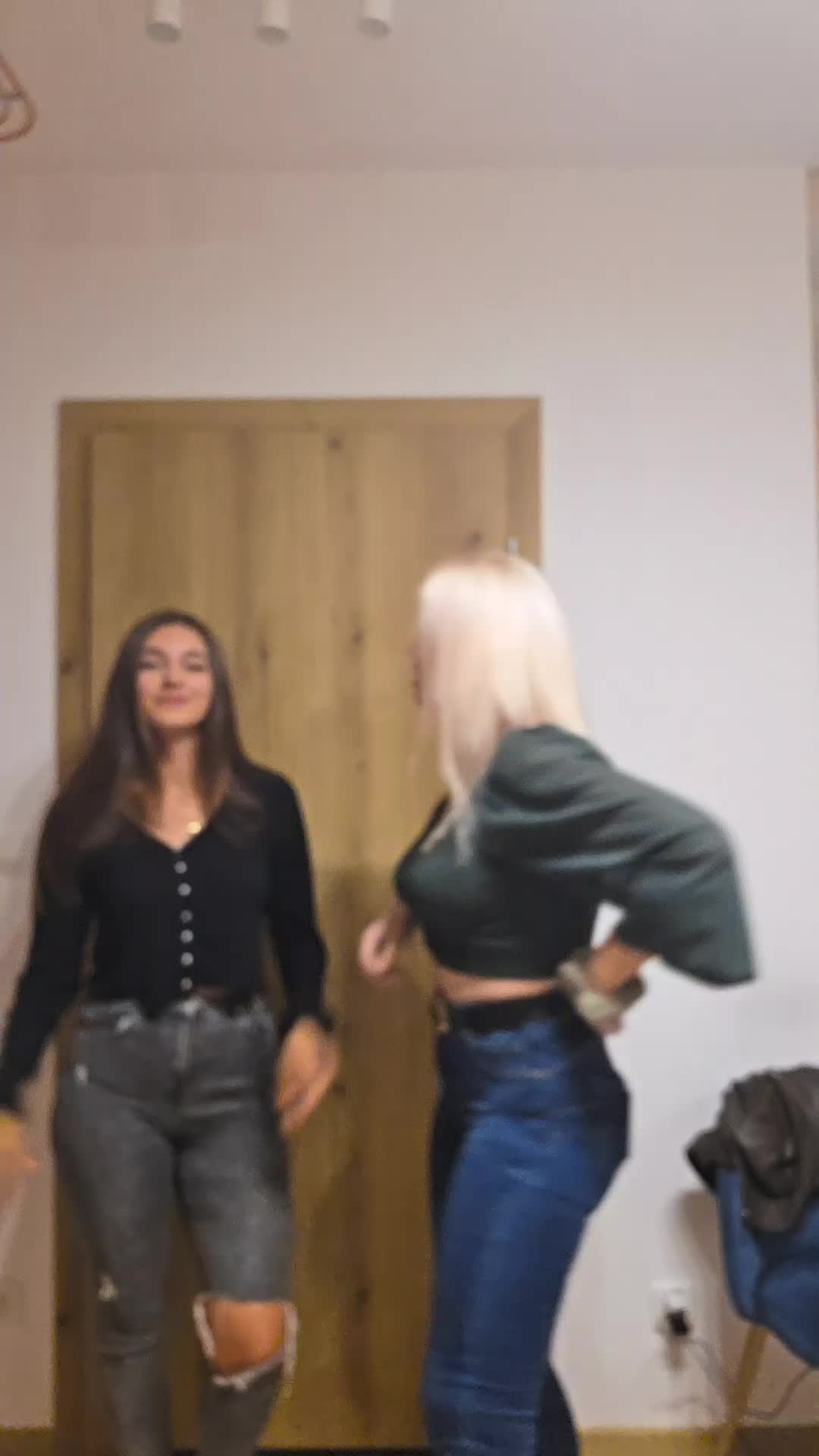@nikolcia_0207