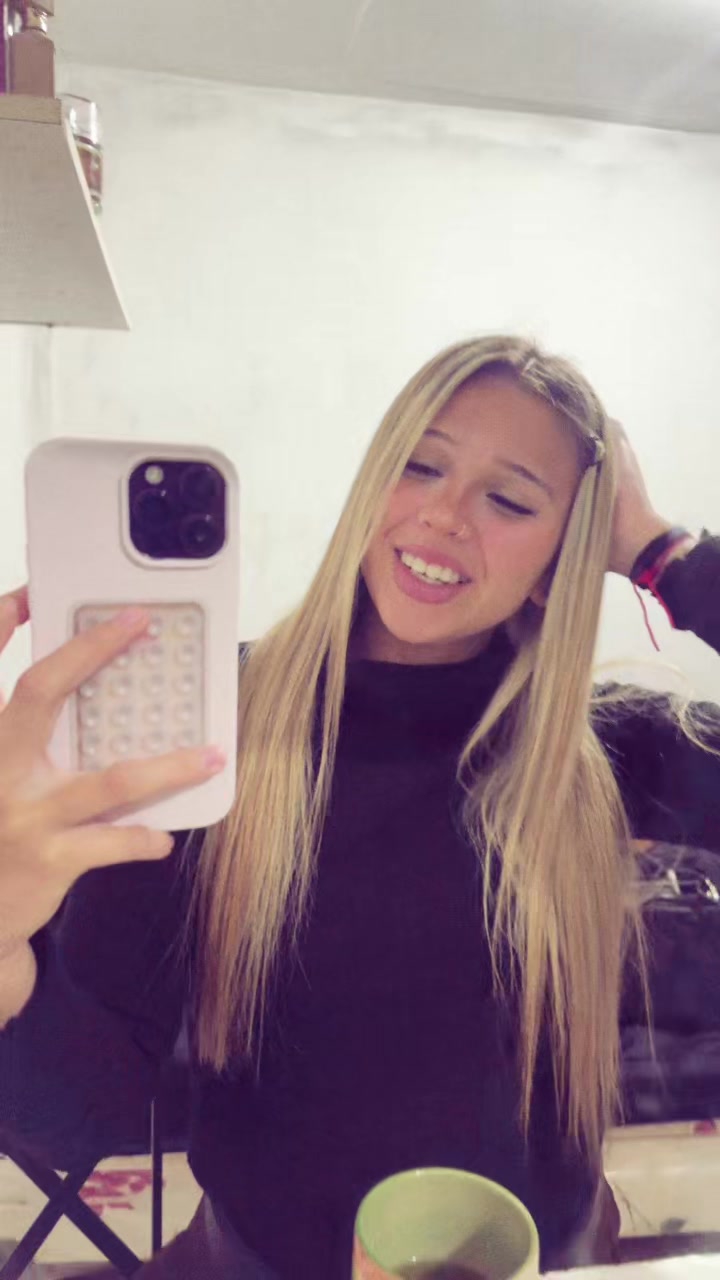 @nayyromero_