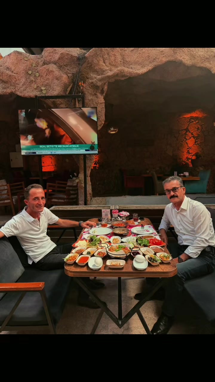 @Sadece sabredin🇹🇷👑🇹🇷