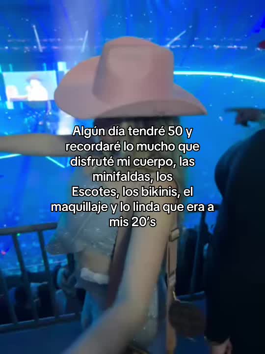 @Alexandra Sandoval