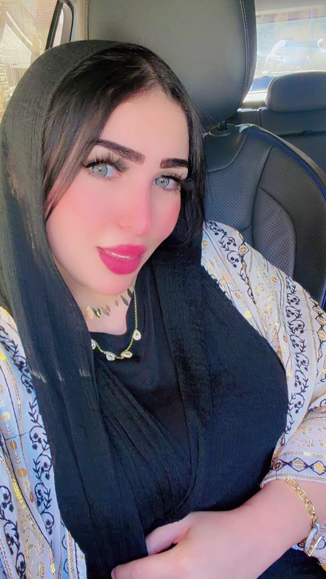 @ملكة الخليج اية الجبروني