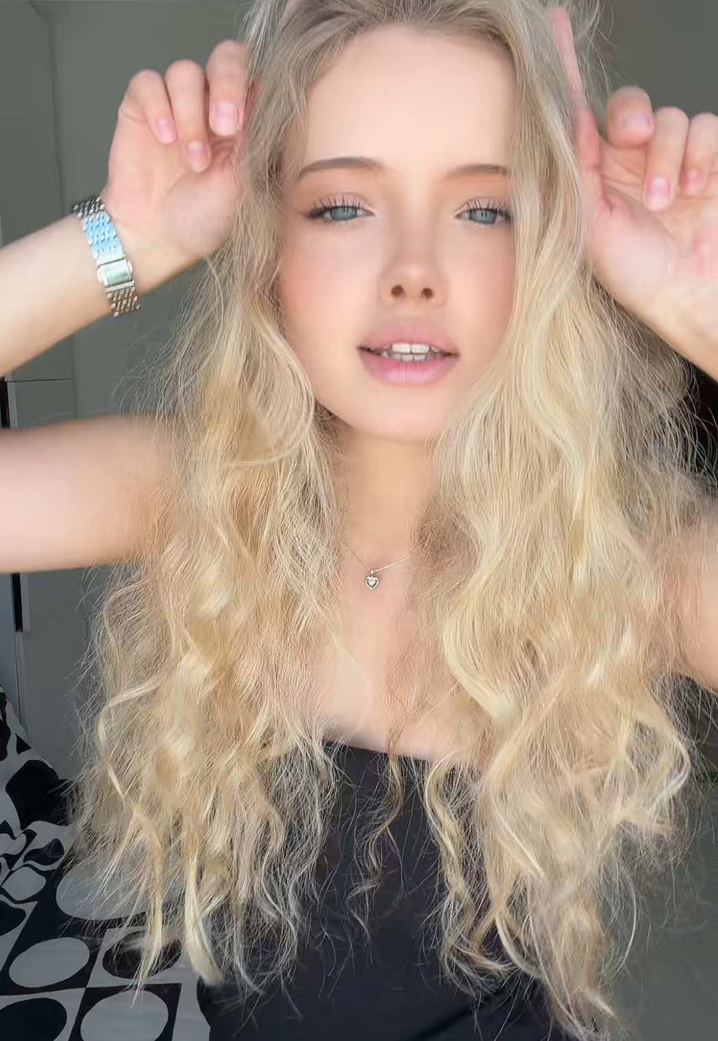 @алика