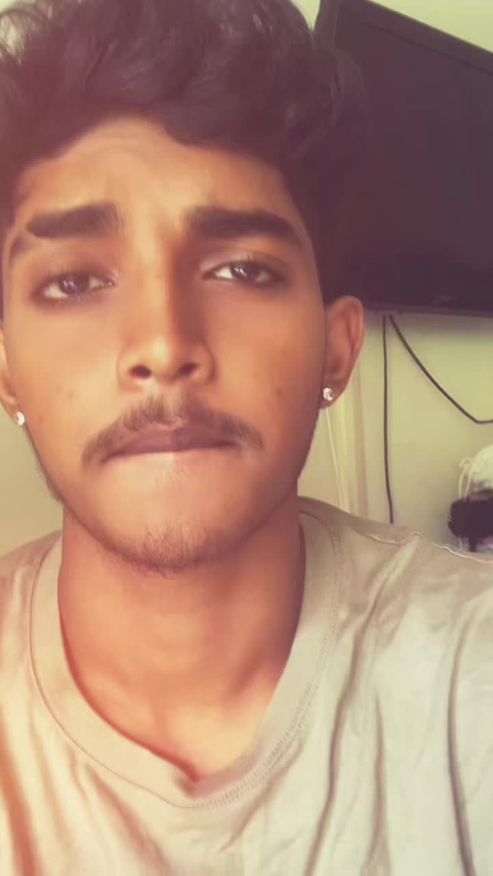 @> 𝙄𝙍𝙊𝙊🐼💜•°