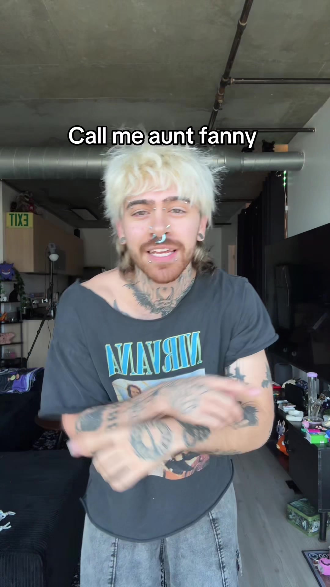 @i_exsilium