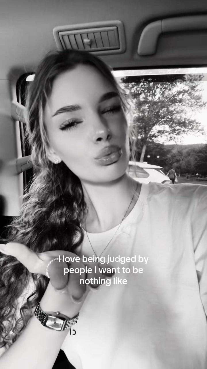 @Sophia