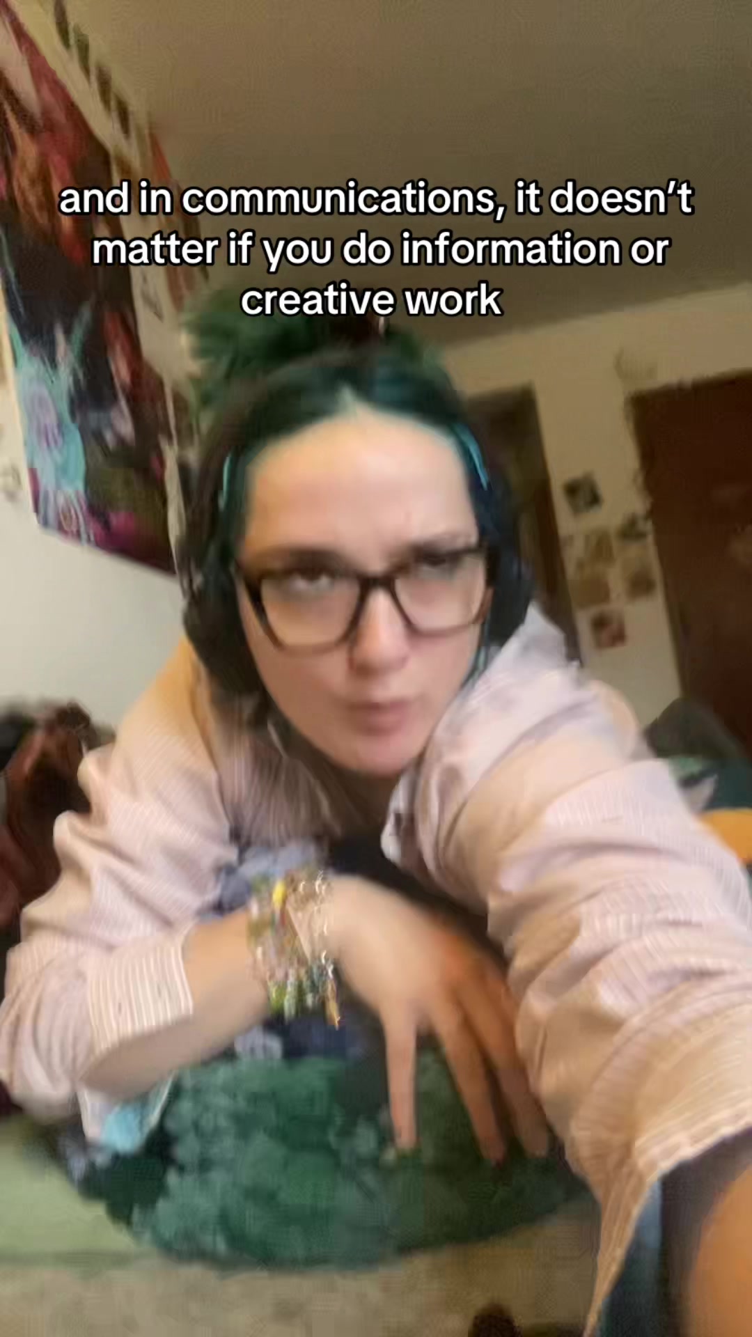 @lesbian_h8r