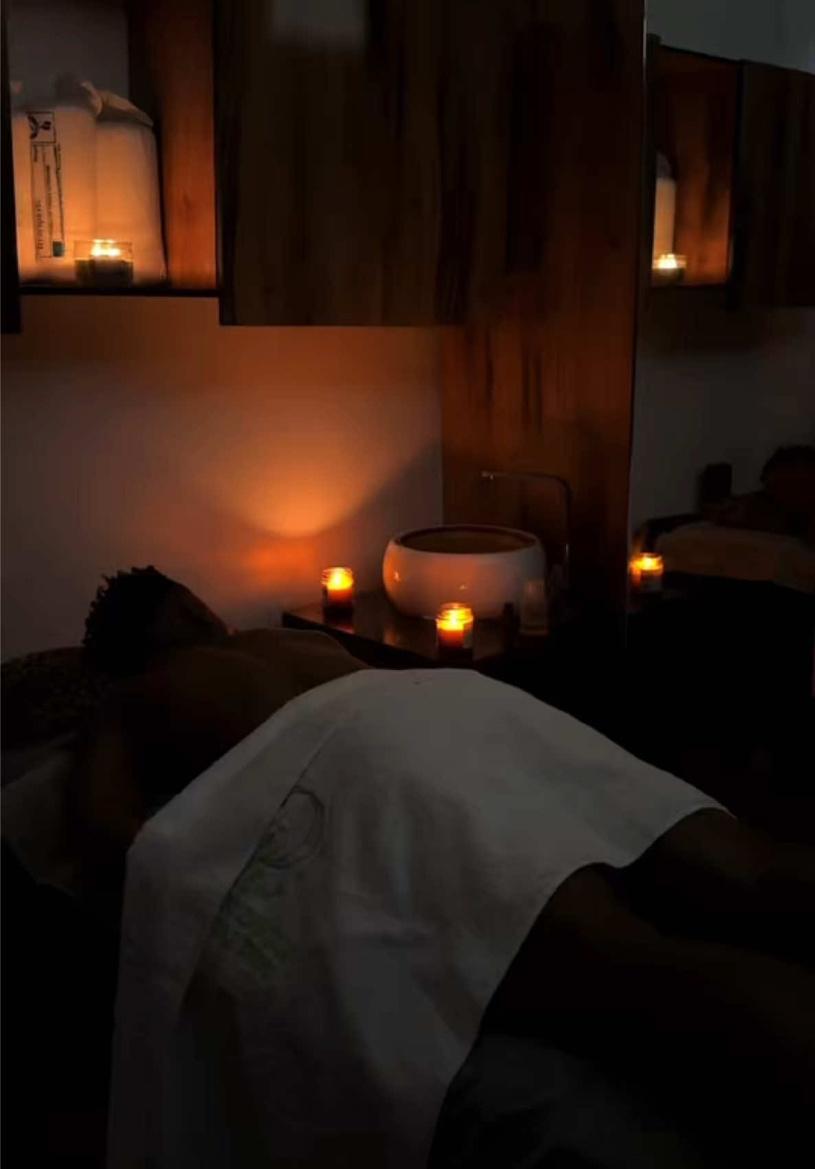 @glitznails__