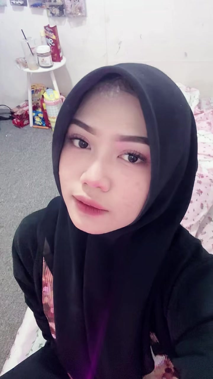 @𝐚𝐧𝐢𝐬