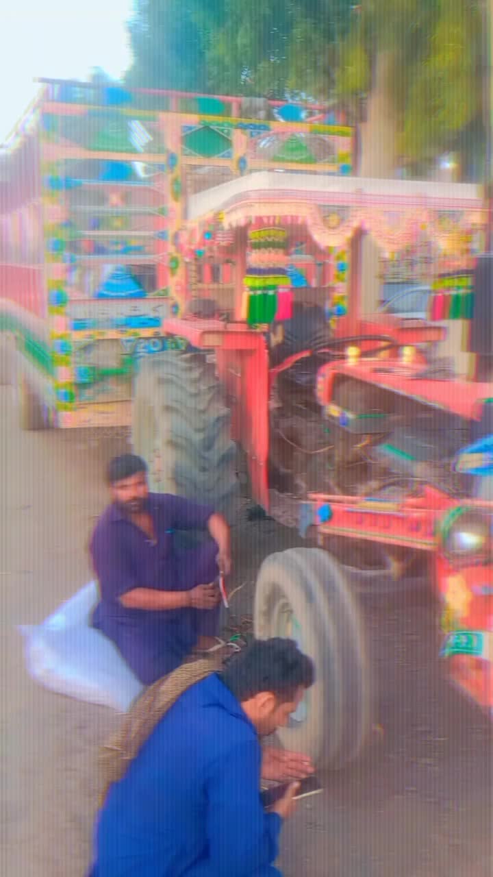 @غلام حسین