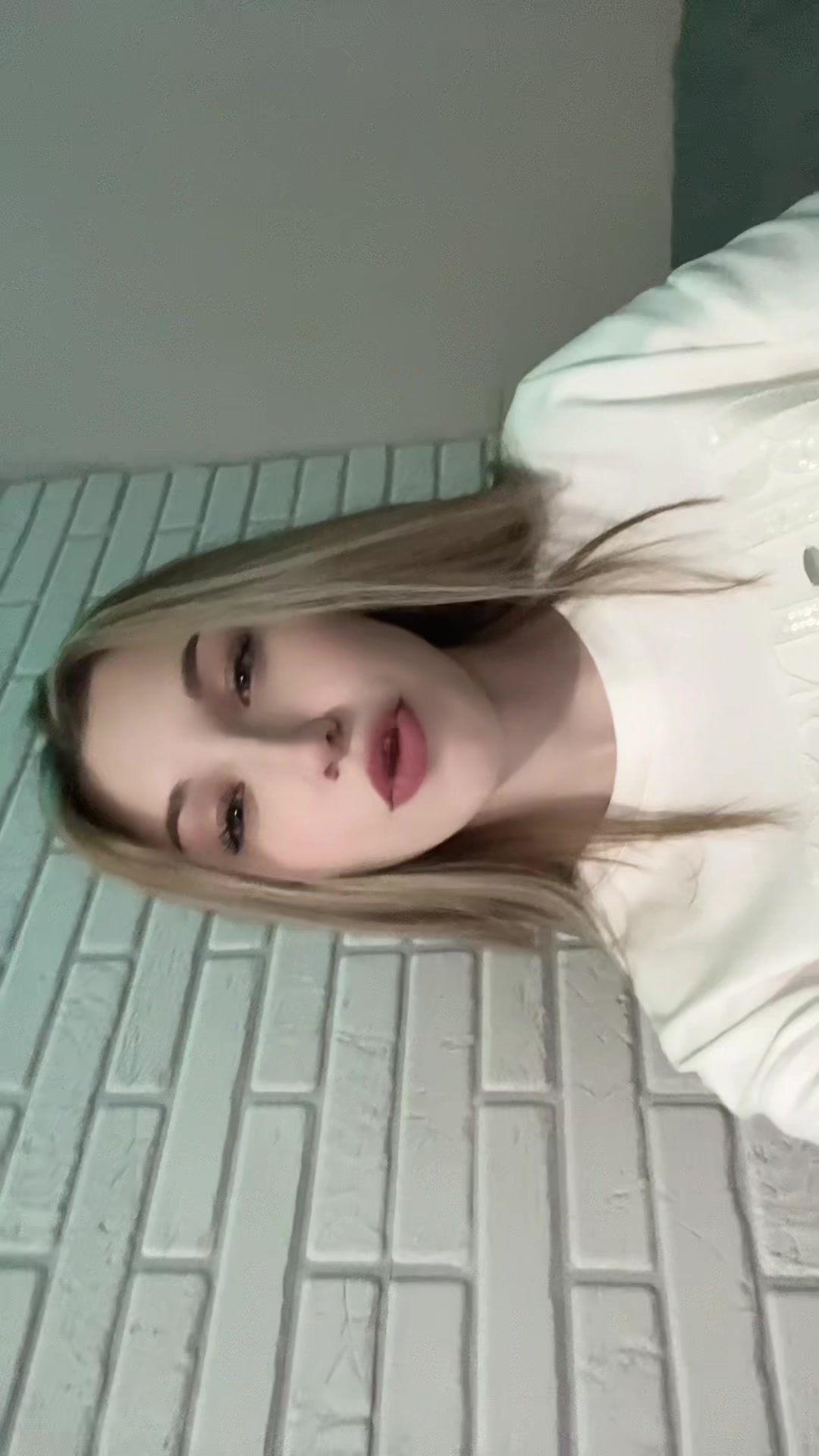 @Мел