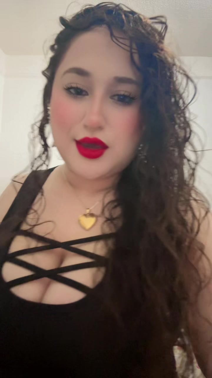 @Valeria 🤍