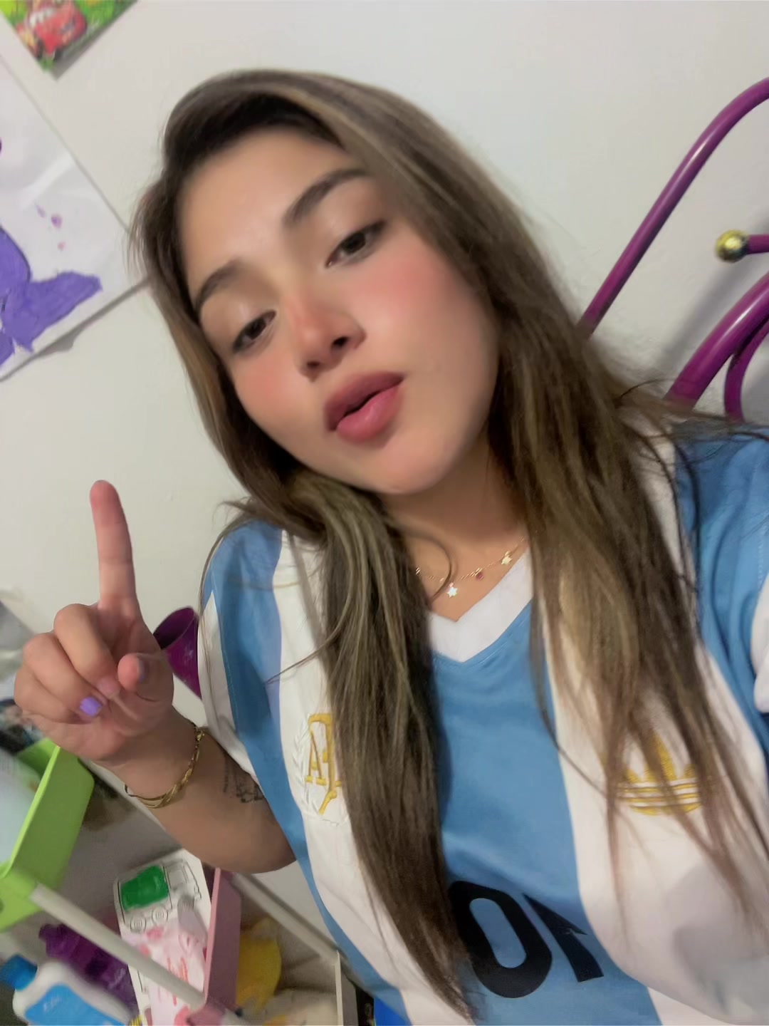 @🦋