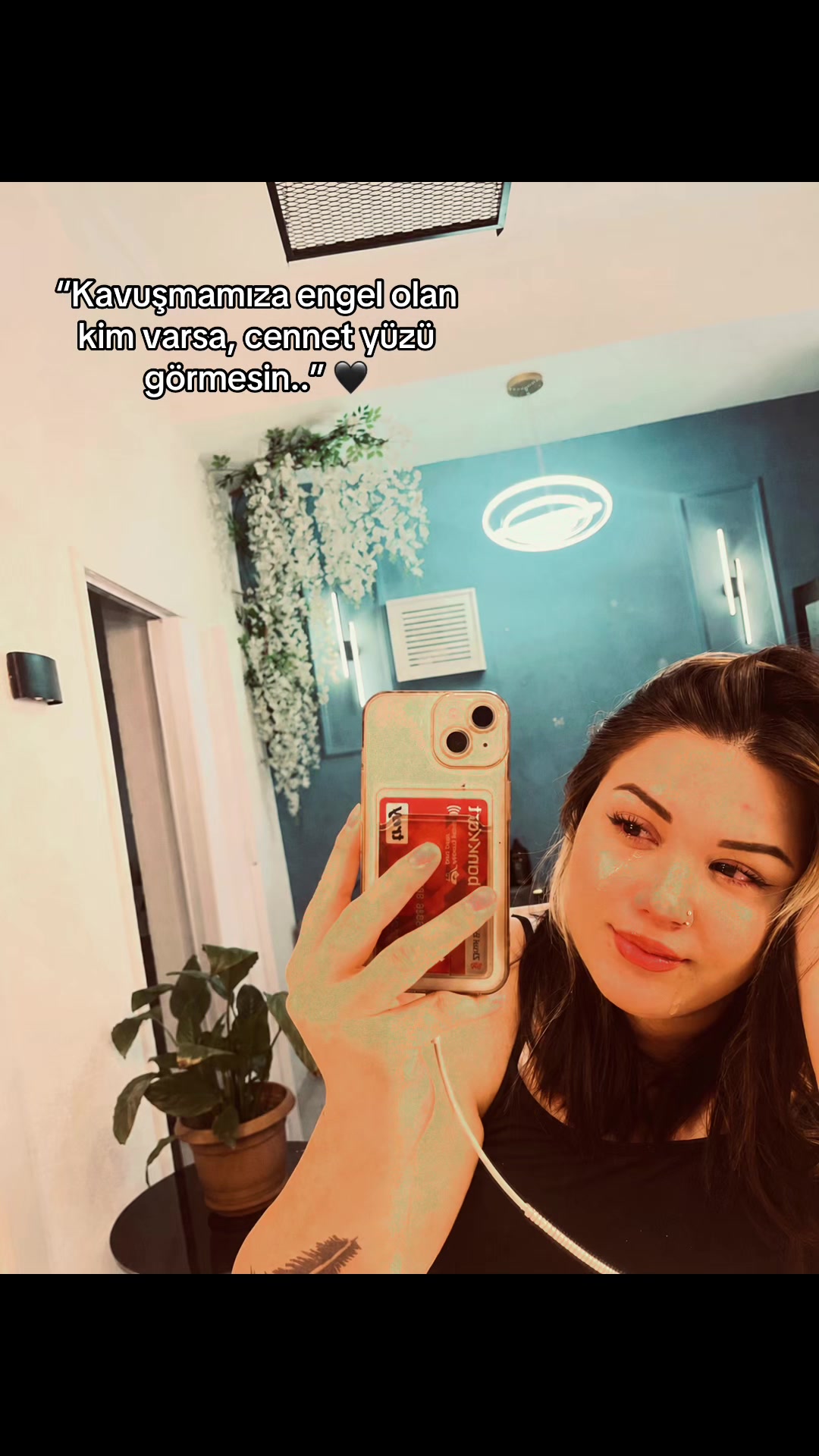@Adelisstt._