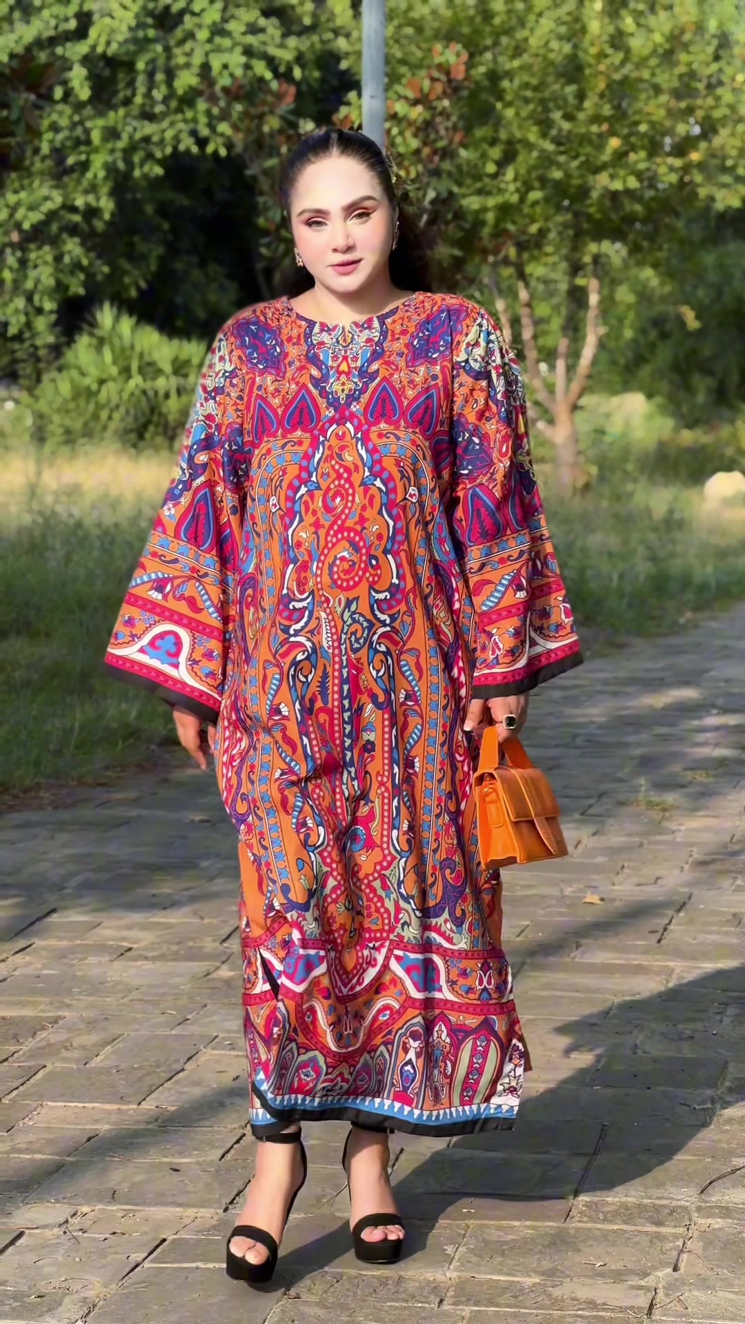 @Momina Naqvie