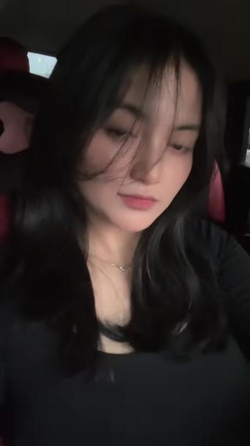 @urfavoritesin