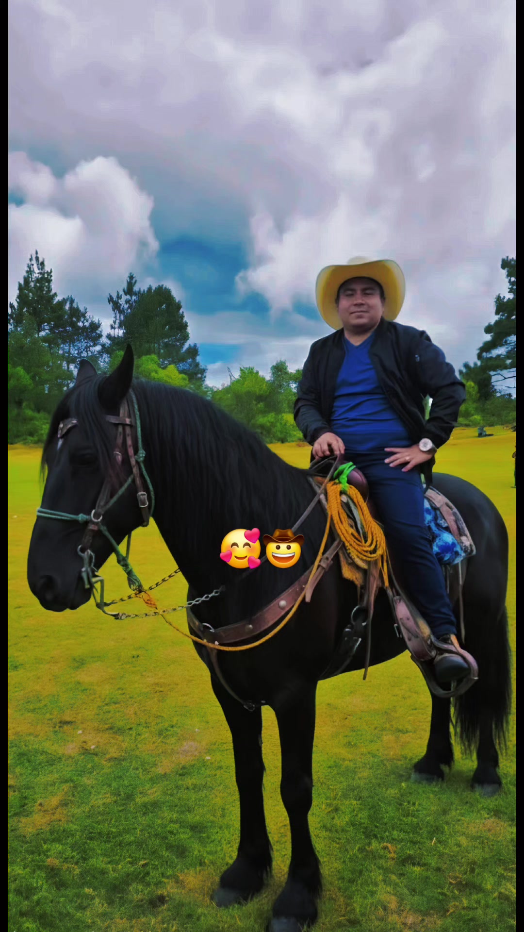 @Tato López