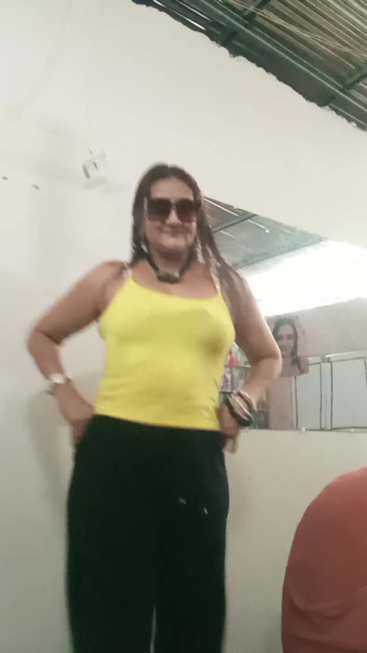 @leonela la flaqi